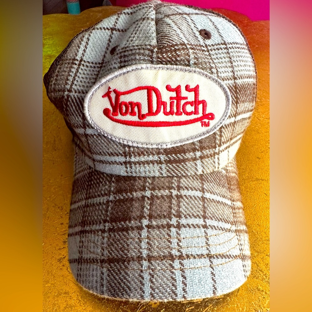 Von Dutch plaid Trucker Hat - Picture 1 of 3